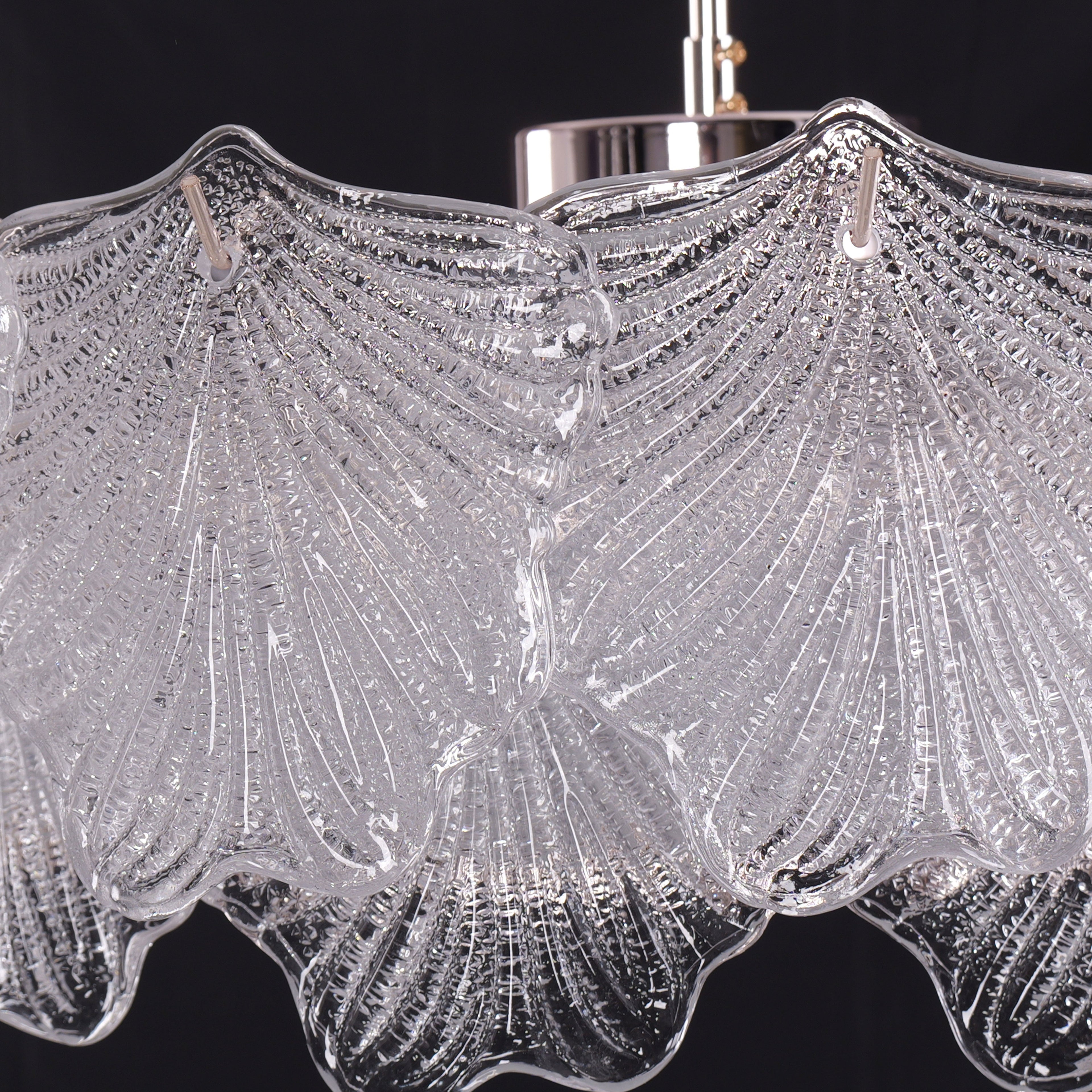 arvia-modern-vintage-leaf-glass-pendant-light-with-metal-frame-for-living-room