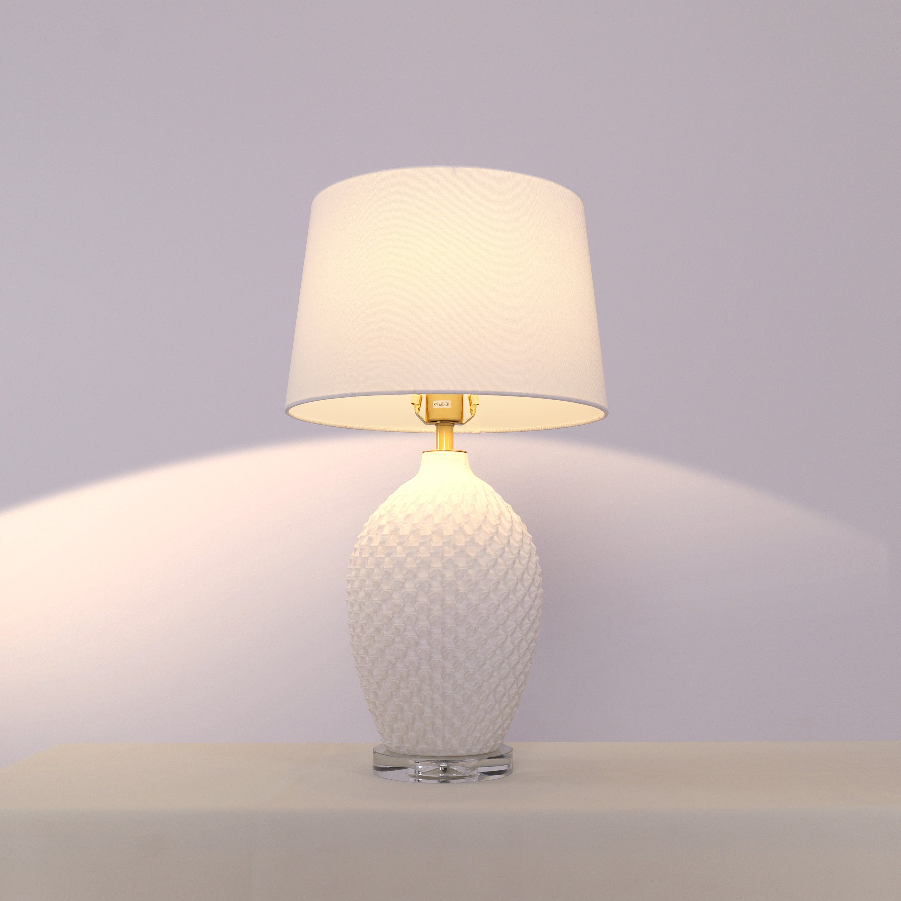3d-pure-white-diamond-embossed-relief-pattern-ceramic-table-lamp