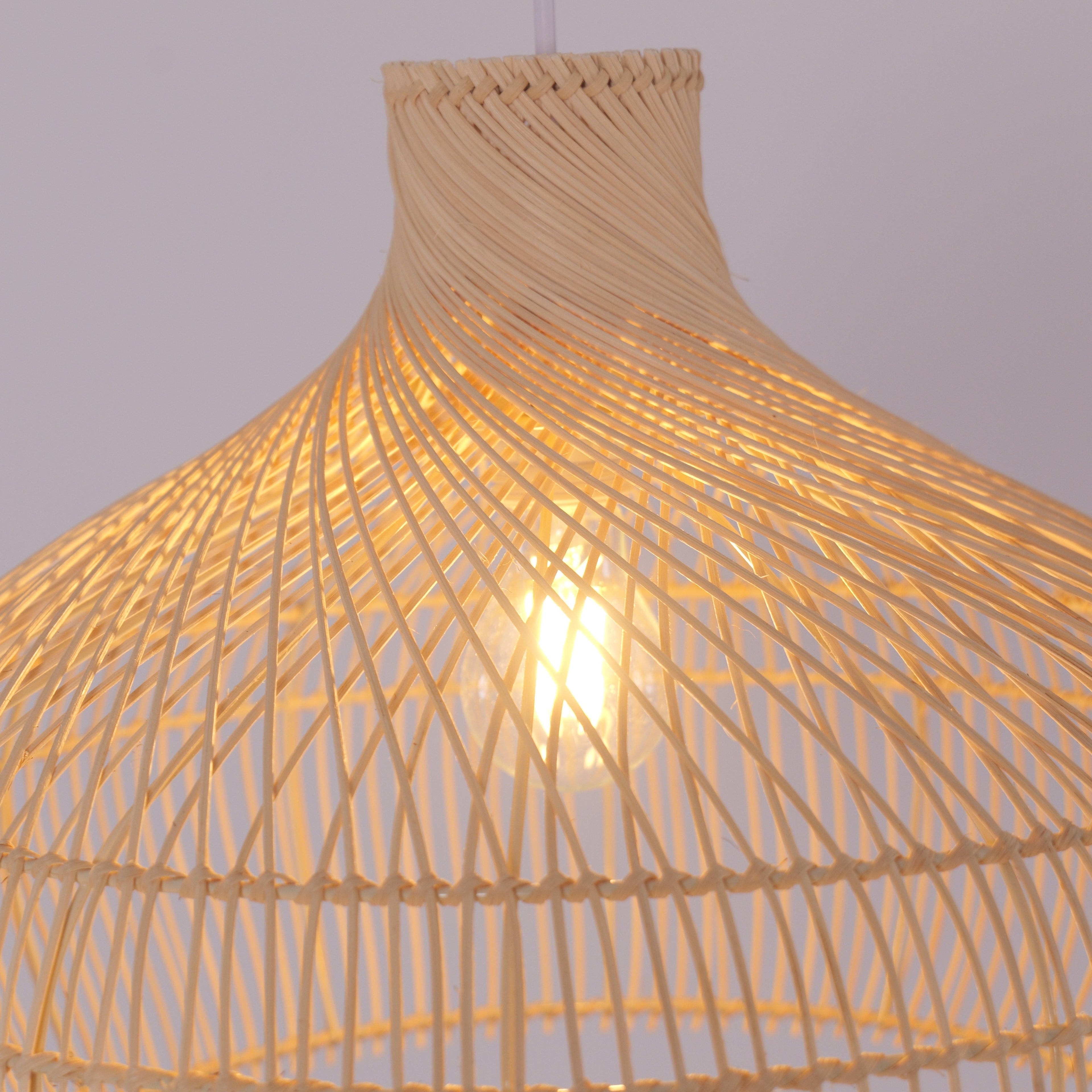 handwoven-gourd-shaped-rattan-pendant-light