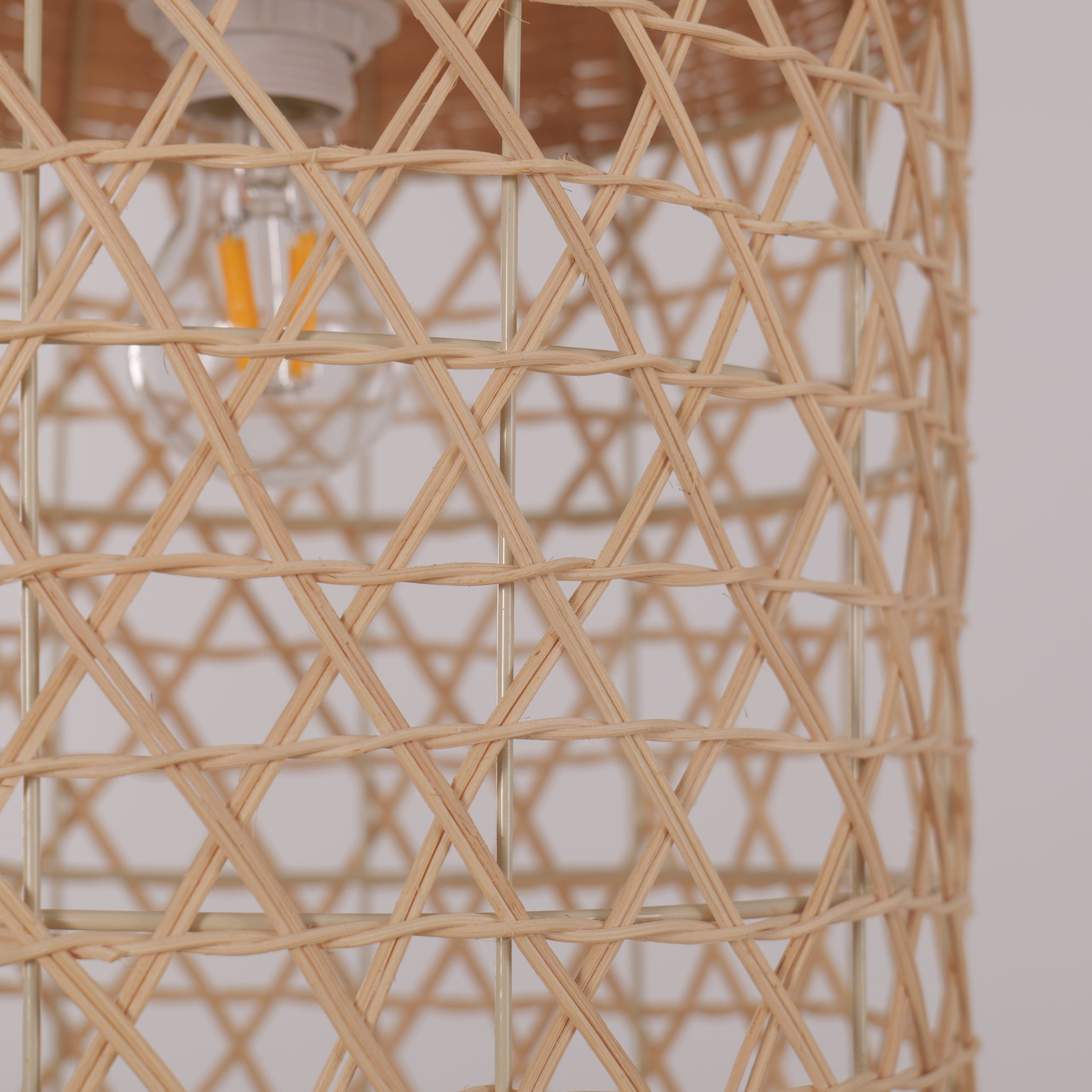 japanese-capsule-shaped-rattan-pendant-light