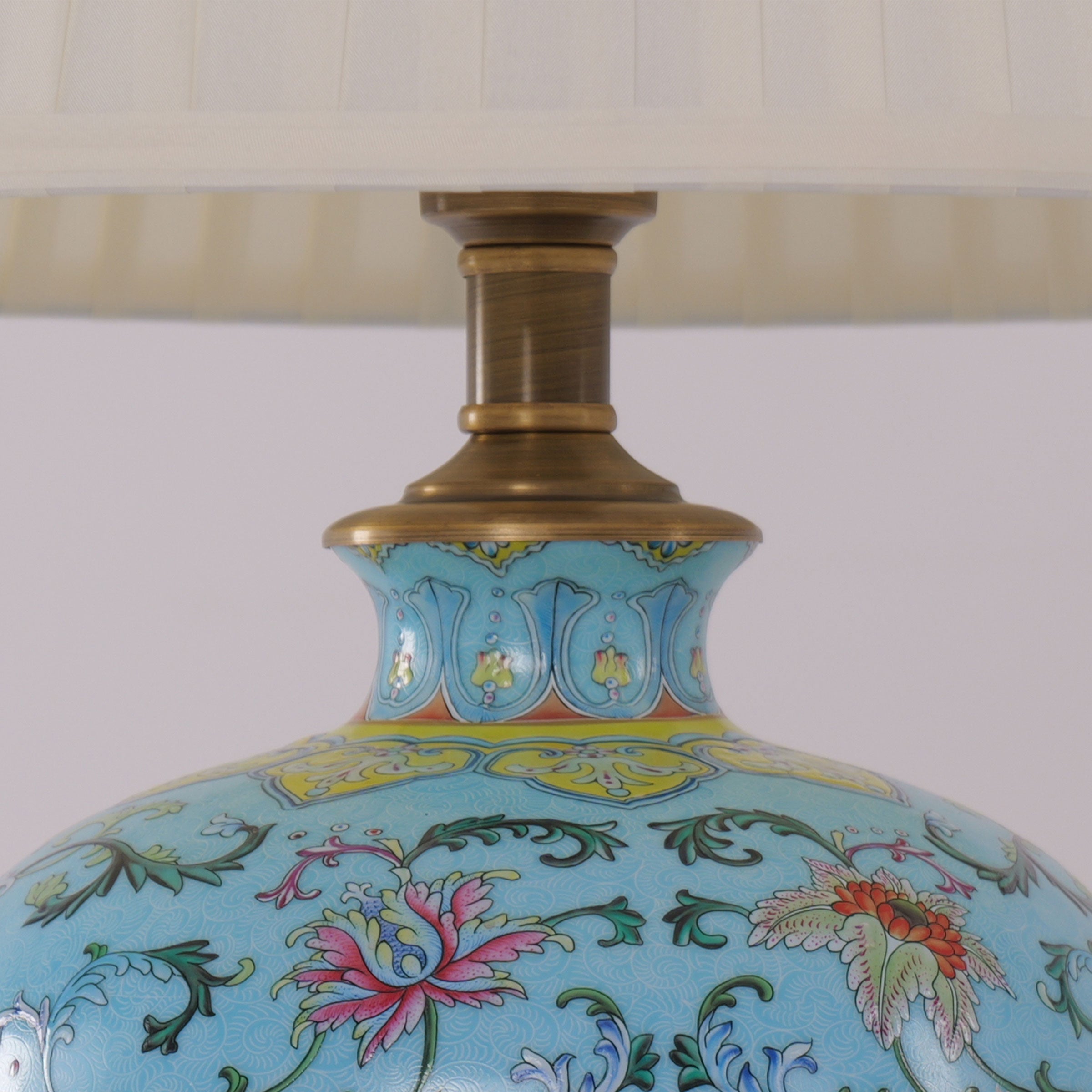 colorful-handcrafted-ceramic-table-lamp-ideal-for-bedroom-desk-living-room