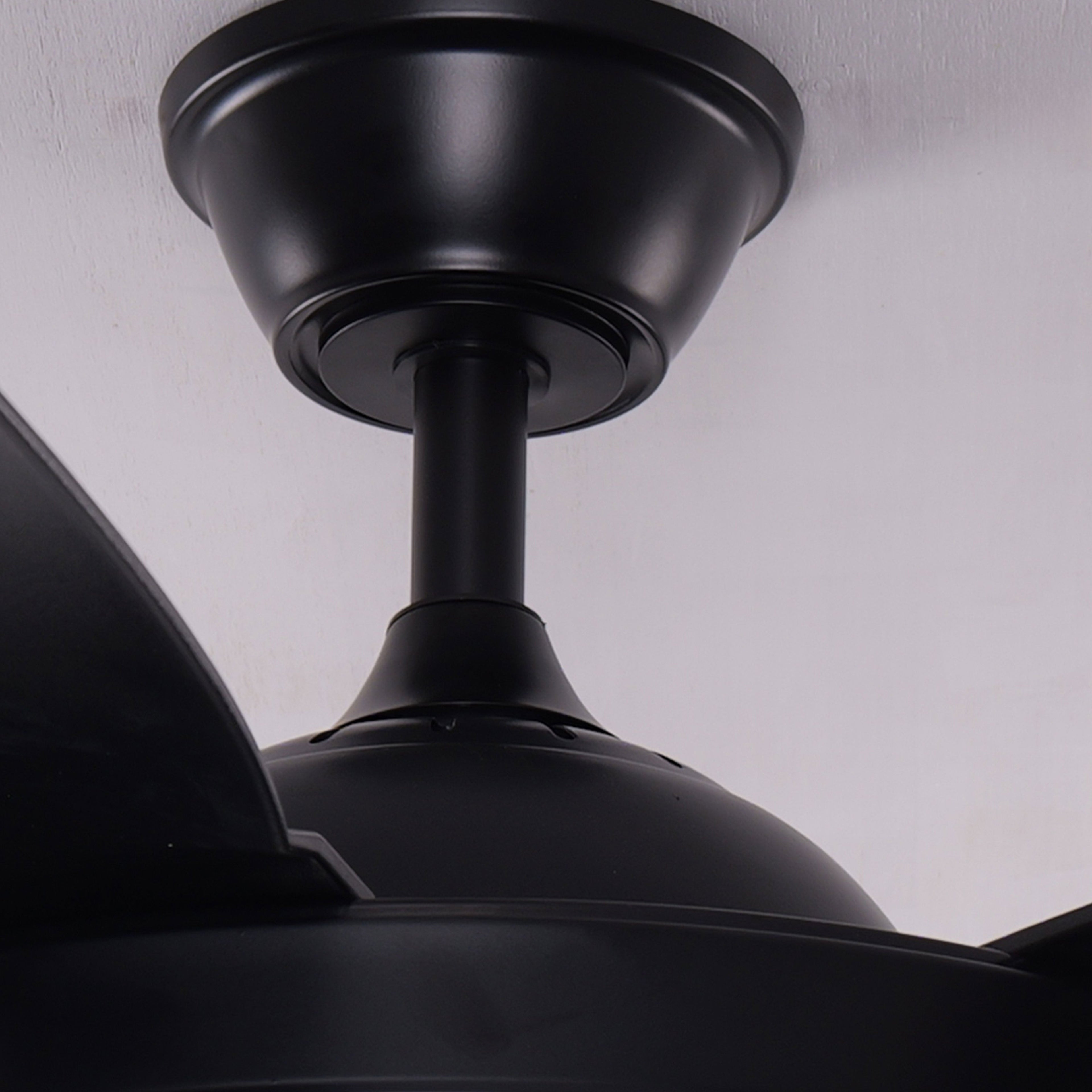 modern-smart-black-ceiling-fan-light-with-remote-control-6-speed-settings