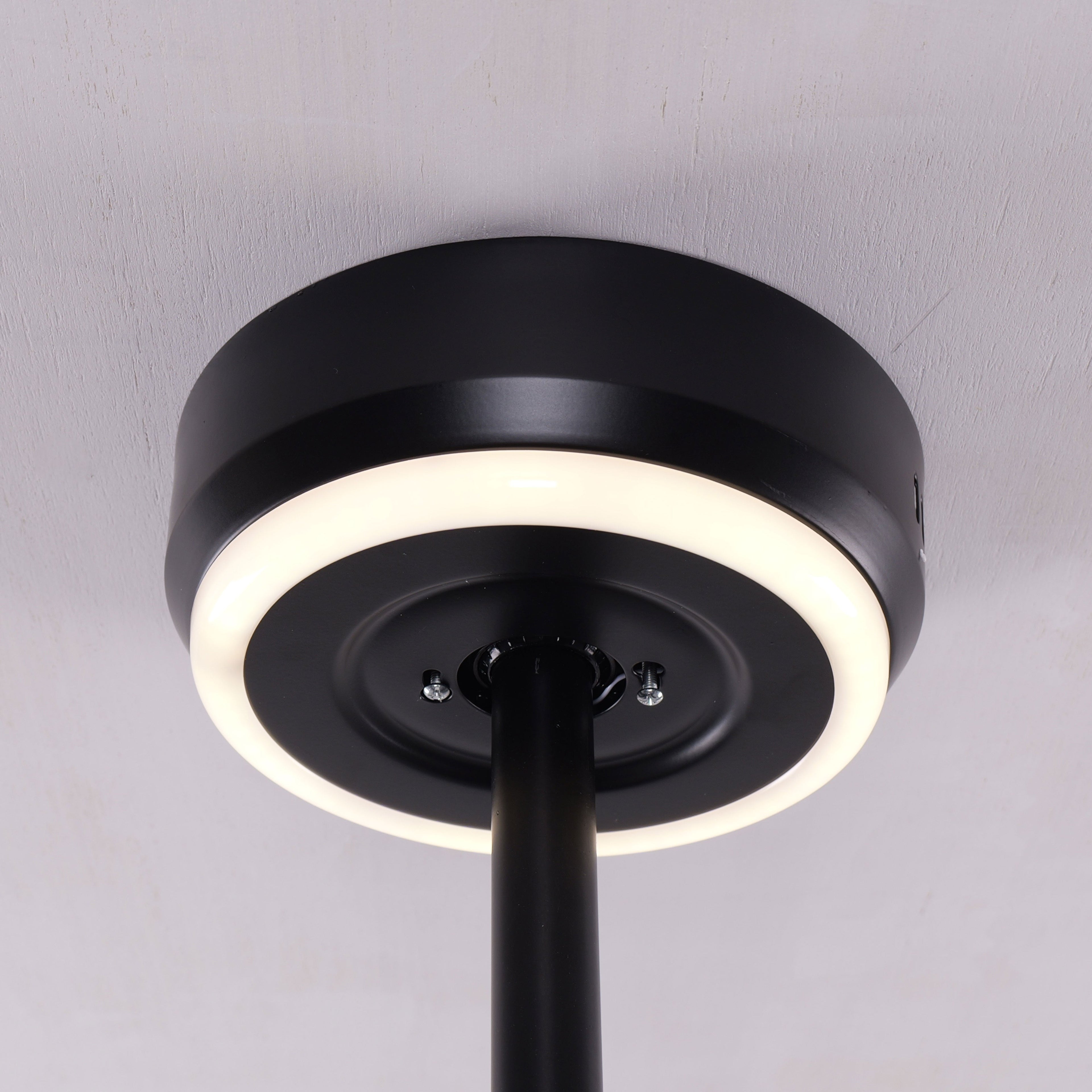 contemporary-aluminum-black-ceiling-fan-with-light-6-speed-control-stepless-dimming