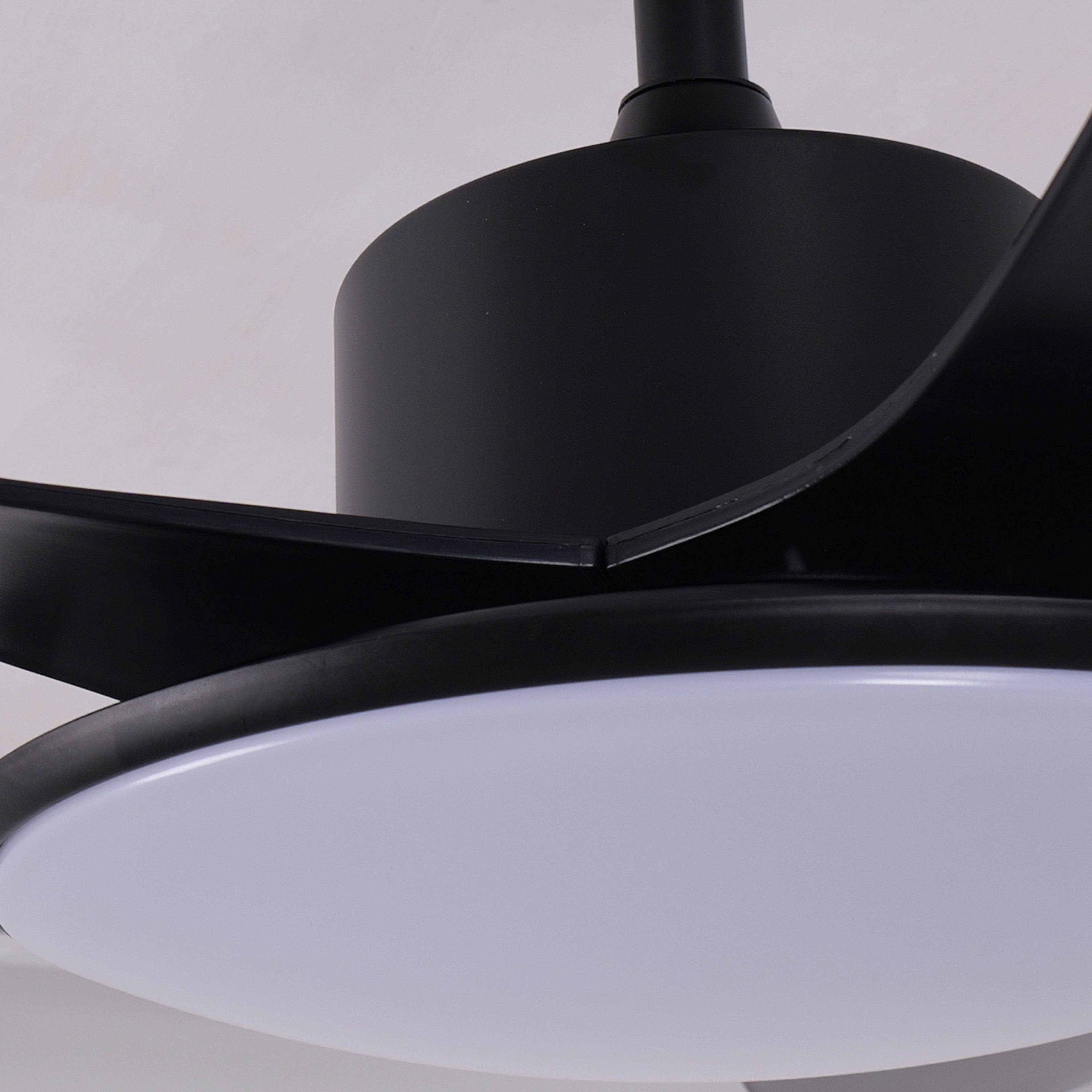 low-noise-5-blade-ceiling-fan-light-with-adjustable-speeds-timer-feature
