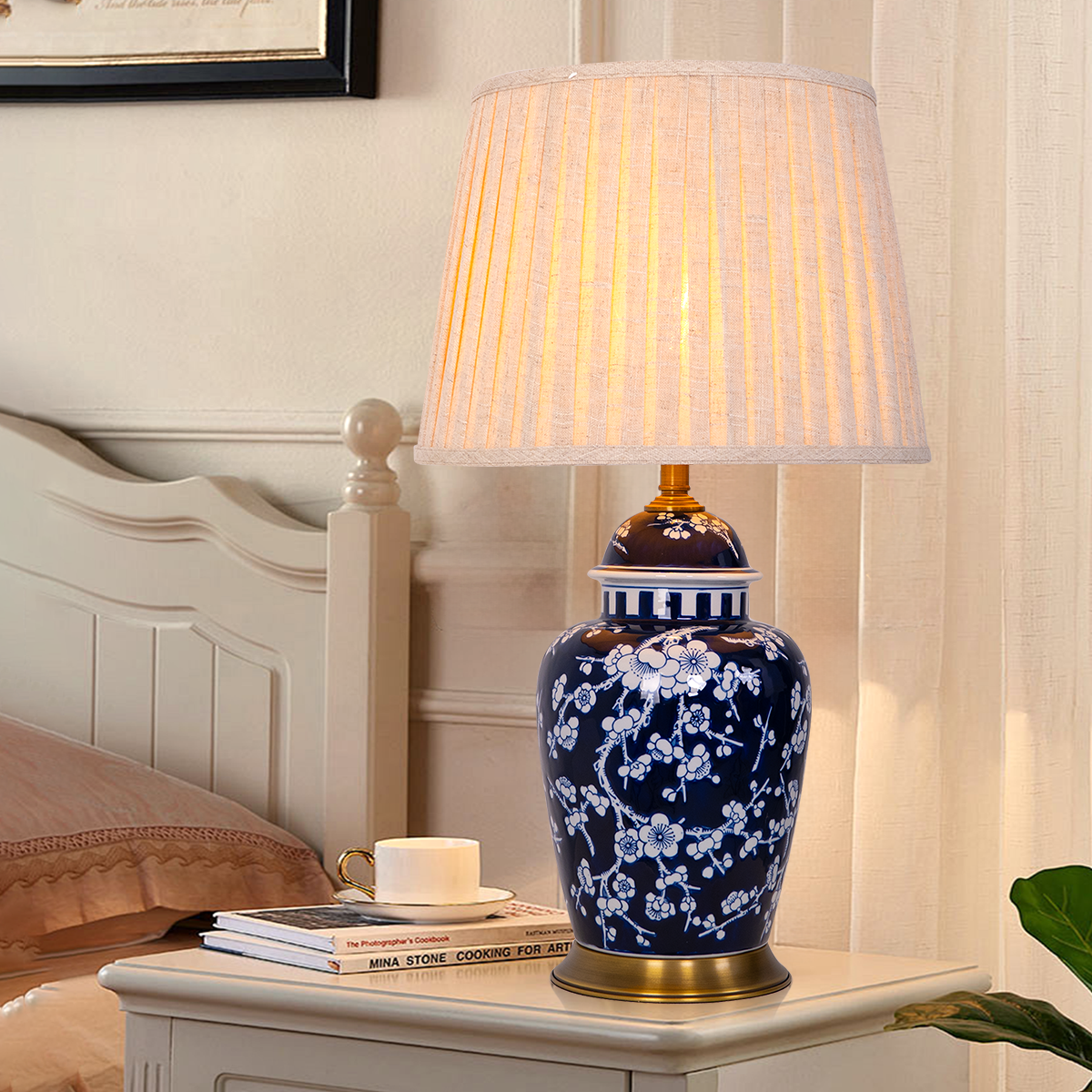 vintage-floral-ceramic-table-lamp-with-brass-base-and-fabric-shade