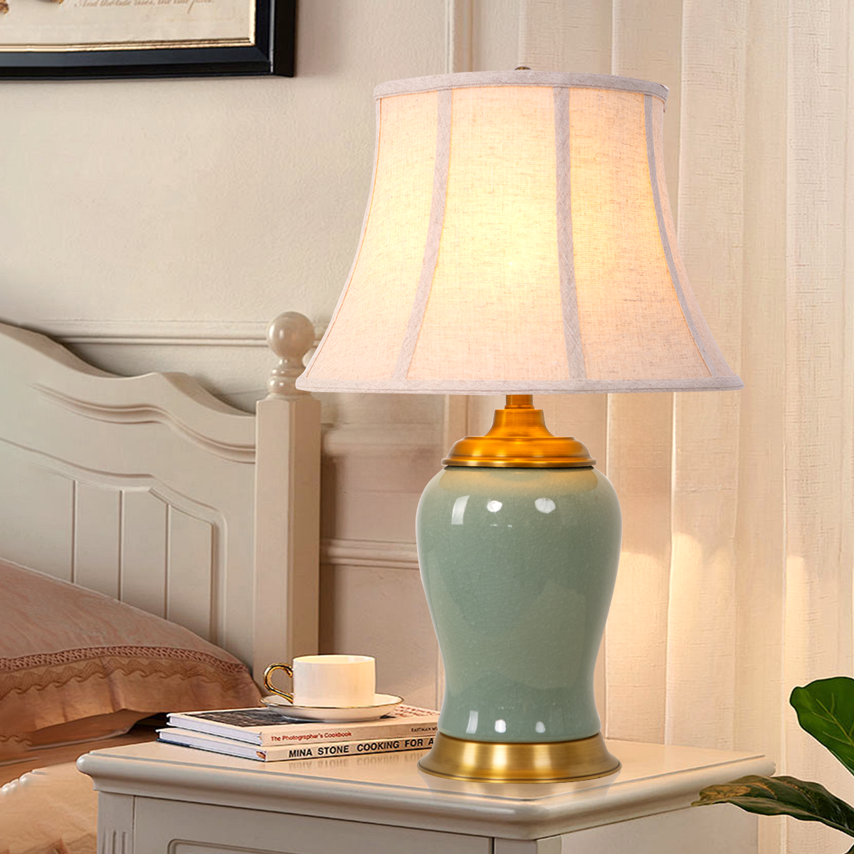 vintage-green-crackle-ceramic-table-lamp-with-fabric-shade