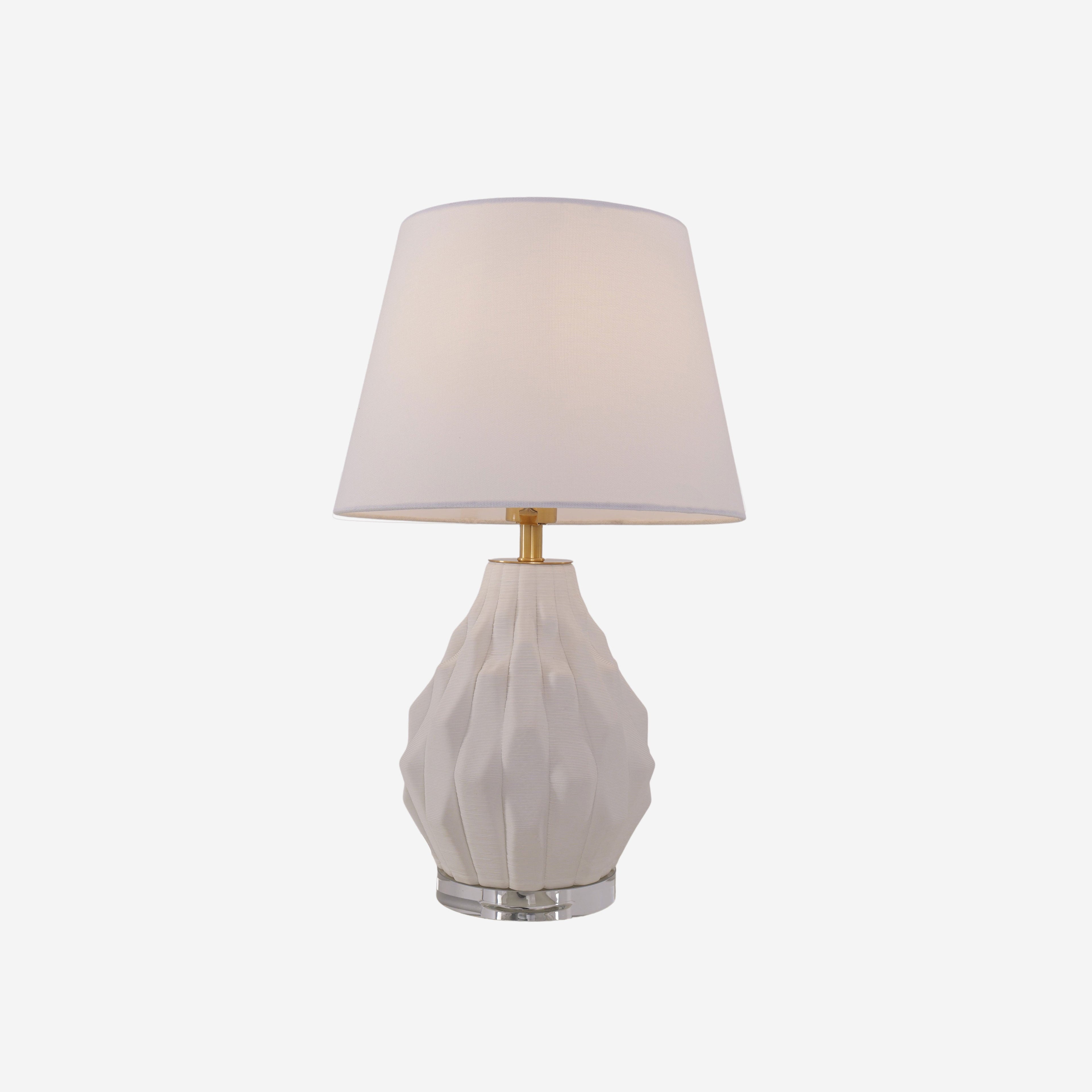 3d-pure-white-polygonal-textured-ceramic-table-lamp-with-fabric-shade